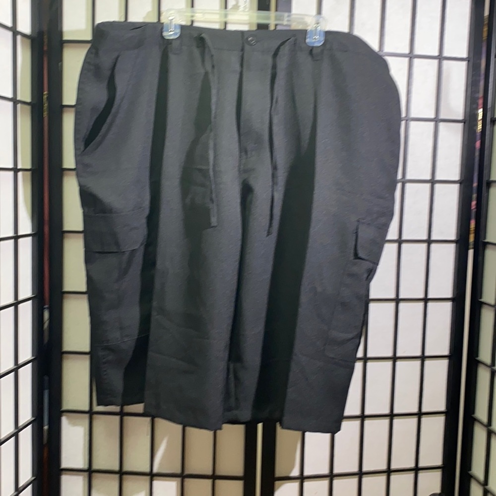 NWT True Rock Cargo Shorts Size 50